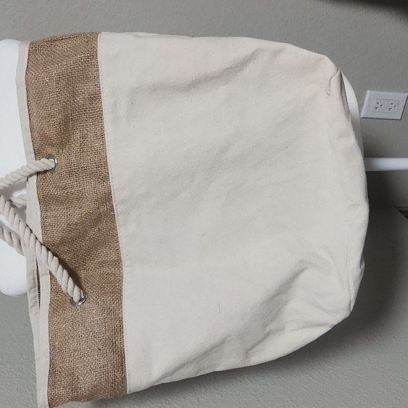 Disney Cruise Lookout Cay Beach Bag - Picture 4 of 4